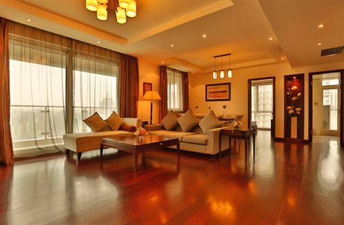 Rayfont Celebrity & Hotel